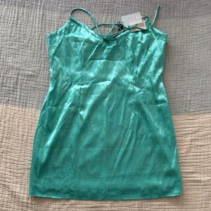 Superdown Women’s Satin Slip dress - Teal Green